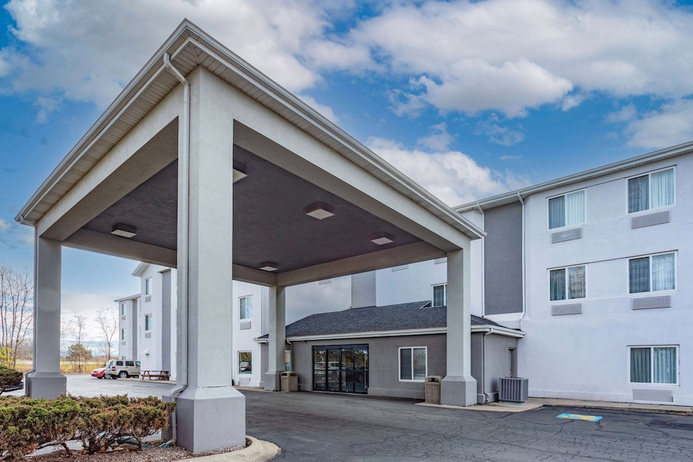 Baymont by Wyndham Milan - photo 40