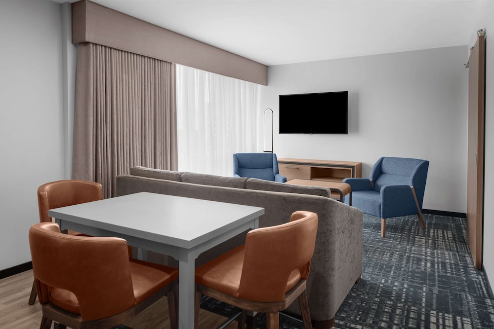 Homewood Suites by Hilton Charlotte Uptown First Ward - photo 26