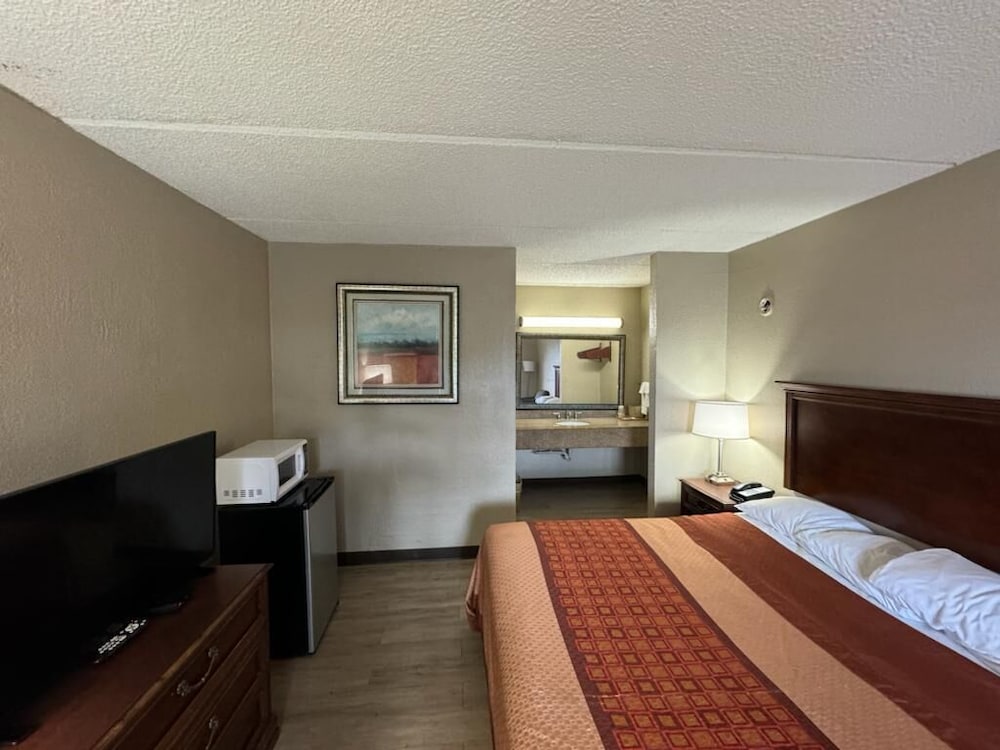 Heritage Inn Milledgeville GA - photo 7