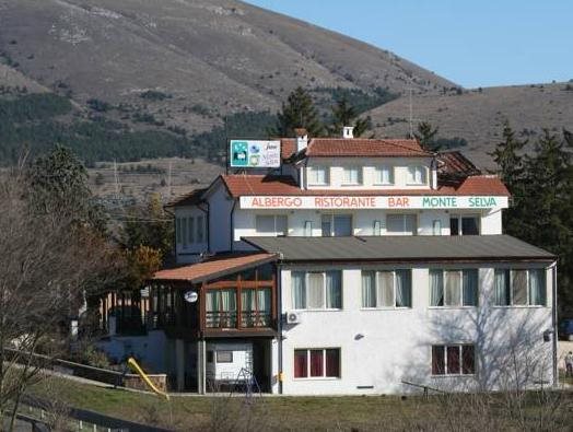Albergo Ristorante Monte Selva — hotel in Barisciano