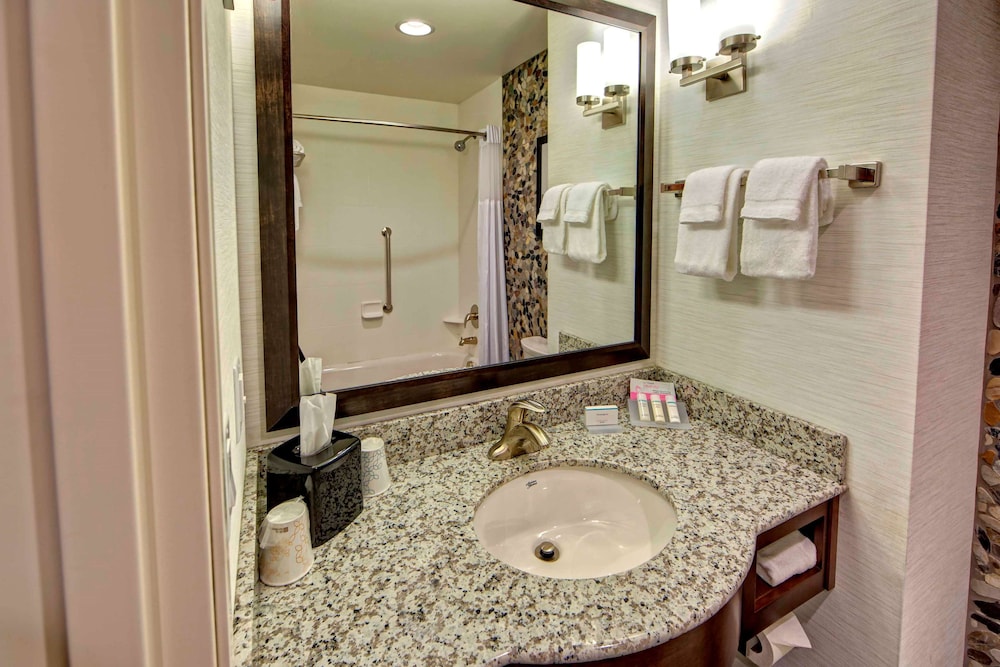 Hilton Garden Inn Nashville Brentwood - photo 15