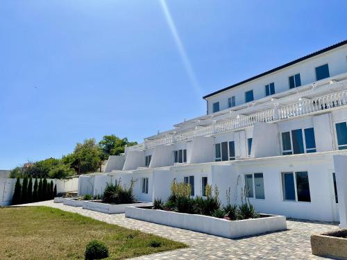 Panorama Briz — hotel in Karolino-Buhaz