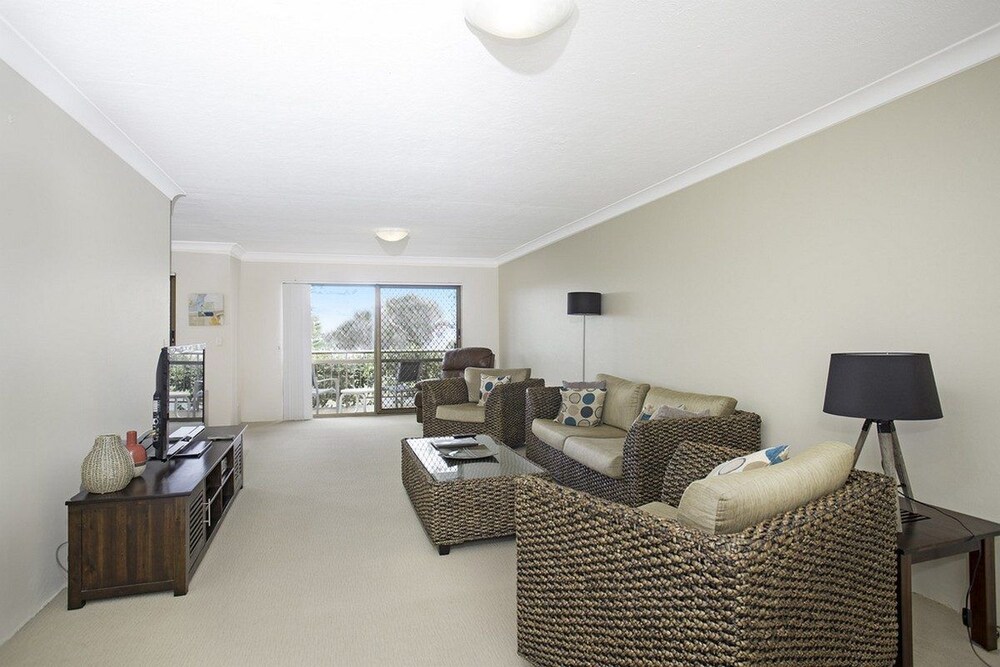 Sunrise by the Sea 1 Oceanview Apartment — 4-Star Luxury Hotel in Kingscliff, Australia
