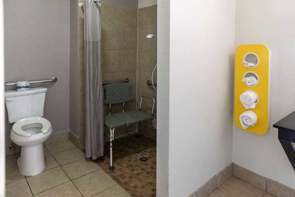 Motel6 Lufkin TX - photo 19