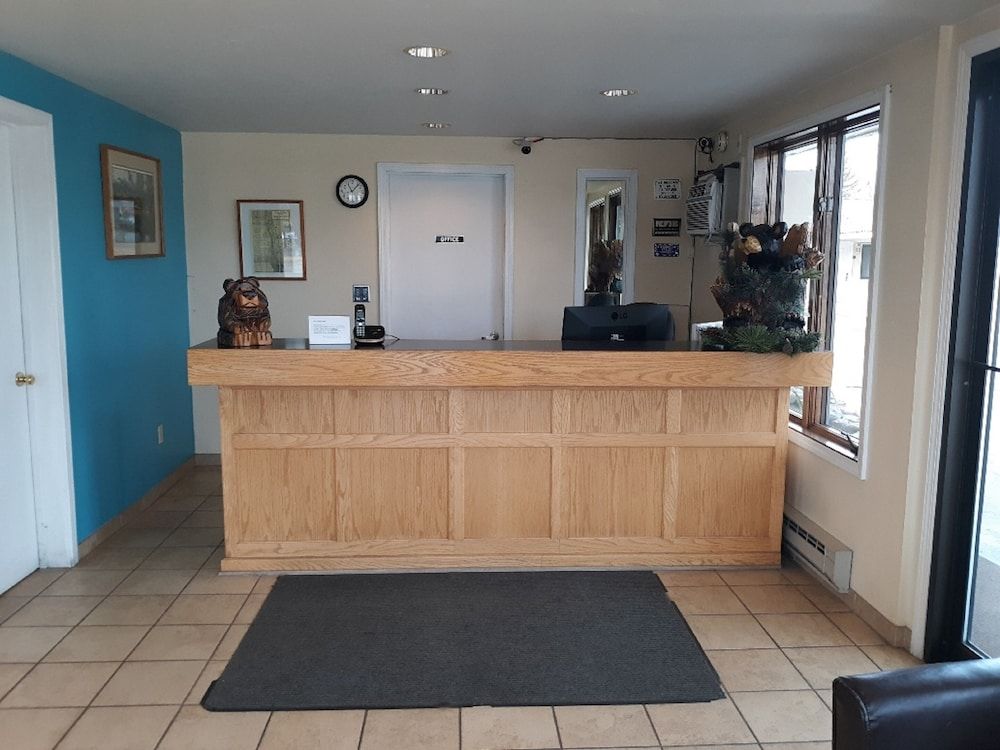 Stay Express Inn Hamilton - photo 16