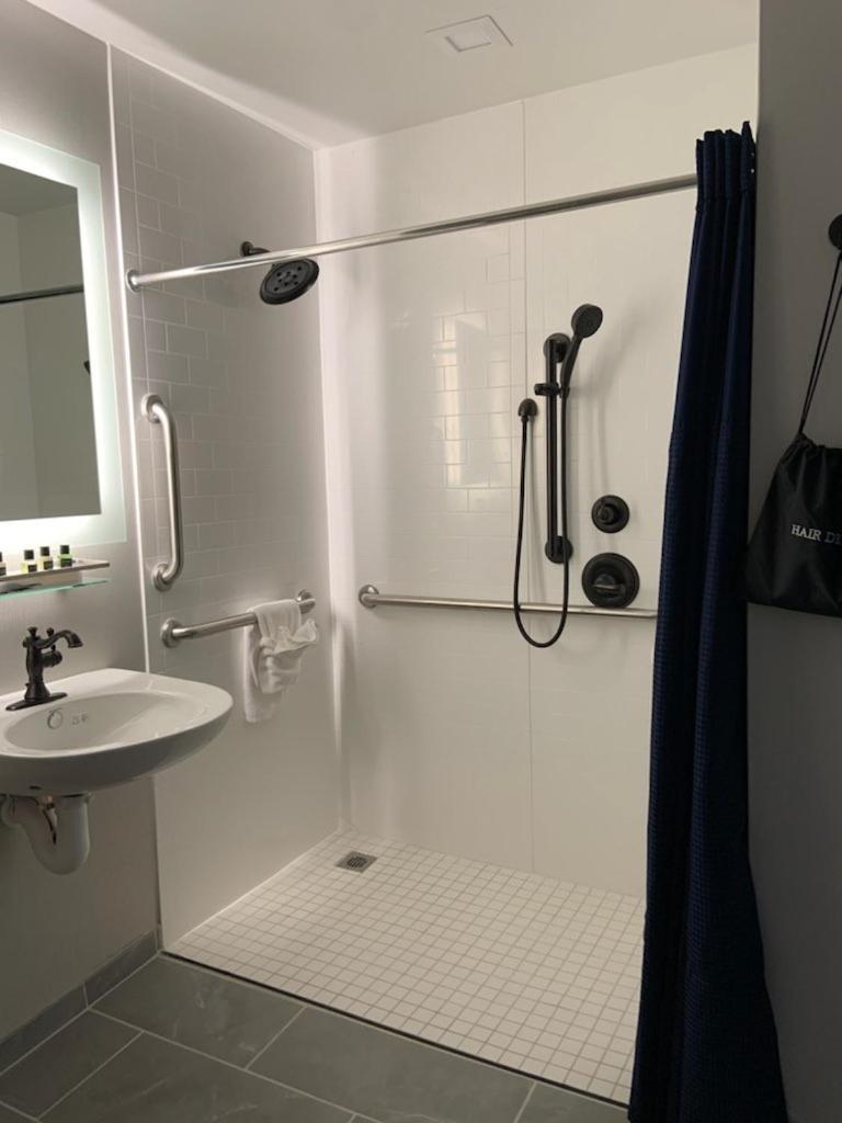 Blu Tique Hotel - photo 48