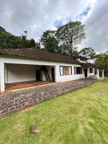Chale das hortensias — 4-Star Luxury Hotel in Petropolis, Brasil