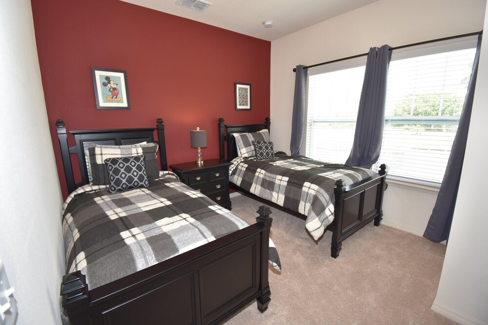 Nov Special W Lucaya 4bed 2 Bath ID: 256175 - photo 13