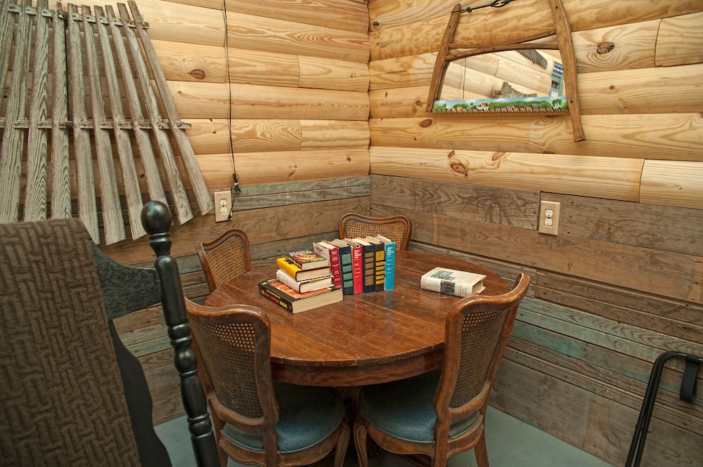 Yellow Rose Inn - photo 5