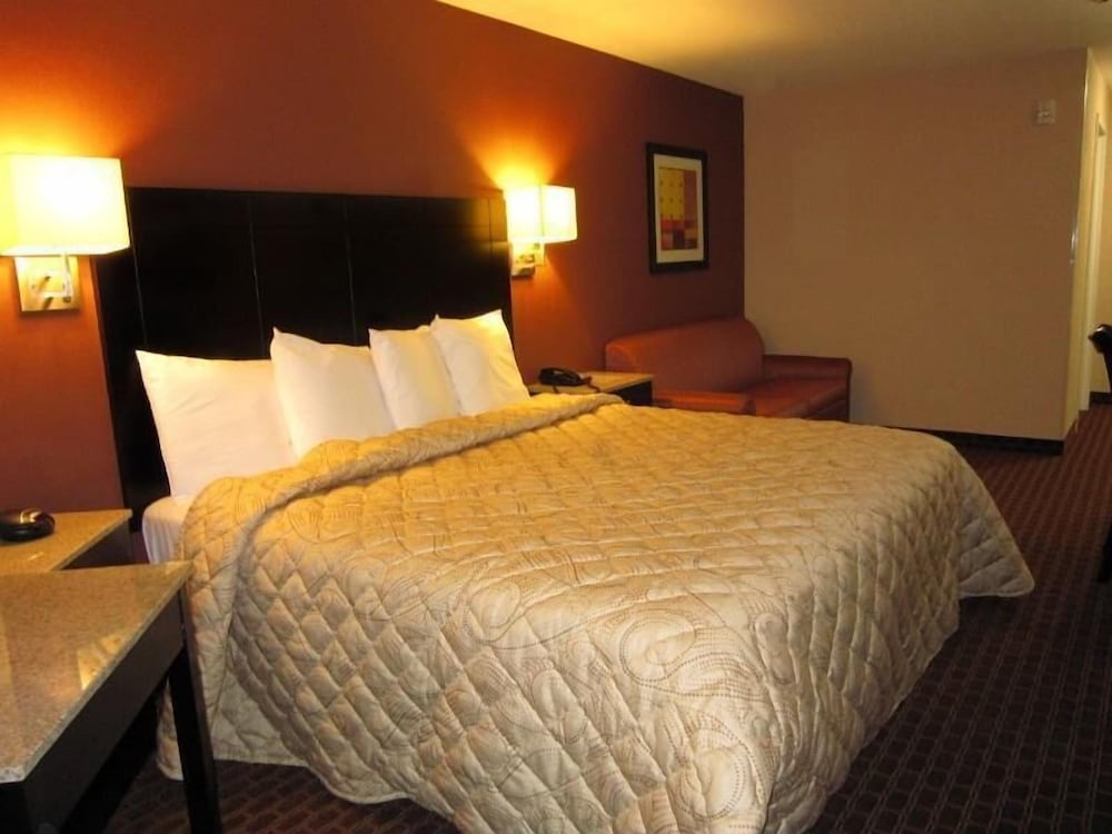 Red Carpet Inn And Suites Monmouth Jtc - photo 10