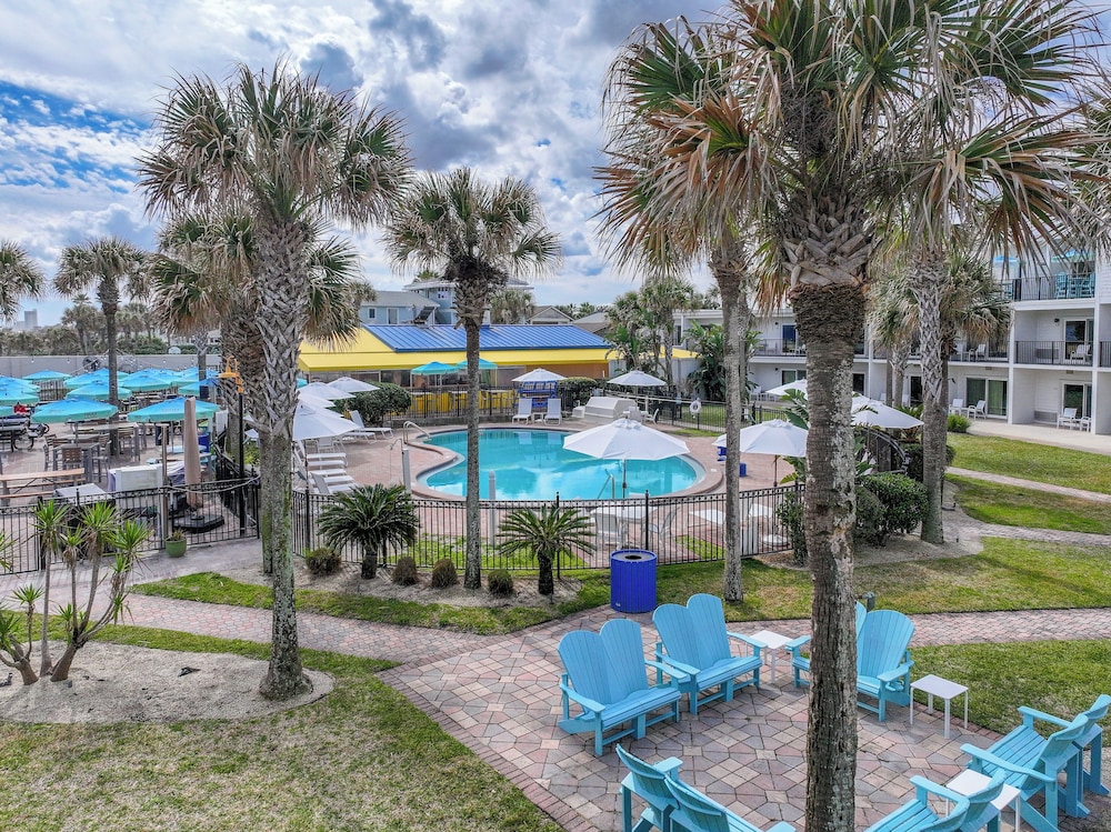 Seahorse Oceanfront Inn - photo 121