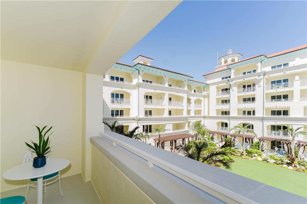 Eau Resort & Spa - photo 20