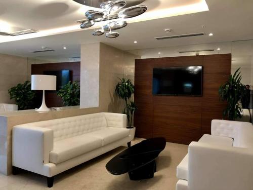 Seaview Apartments