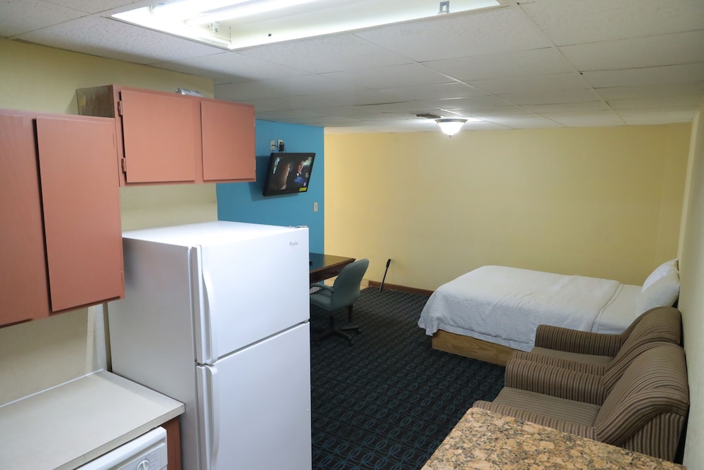 Extended Stay Snyder - photo 9