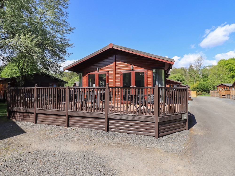 Ghyll Lodge — 4-Star Luxury Hotel in Windermere, United Kingdom