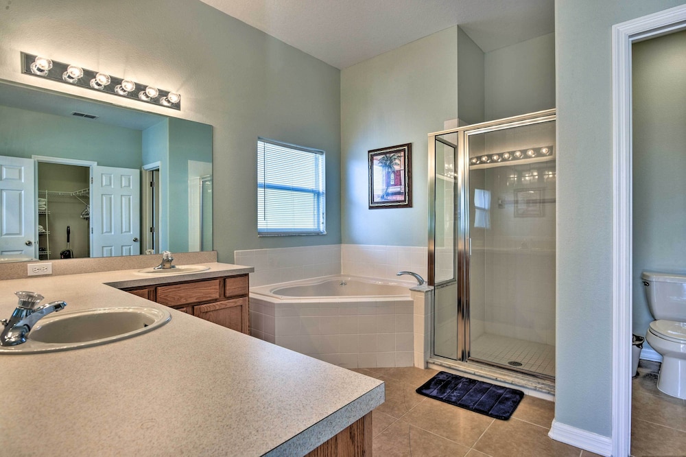 10 Mi to Disney Resort Home with Pool and Spa - photo 13