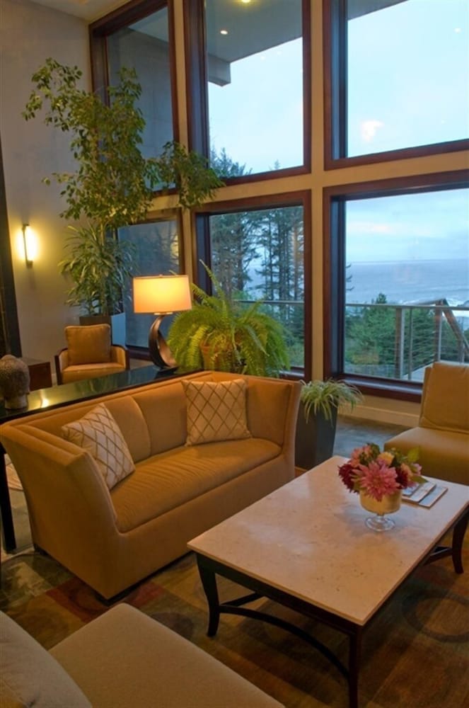 Whale Cove Inn - photo 6