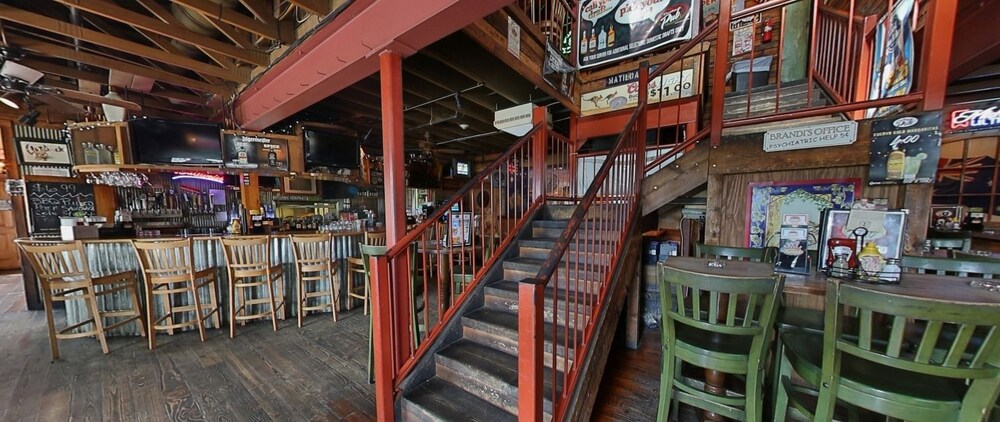 Outback Roadhouse Motel and Suites - photo 13