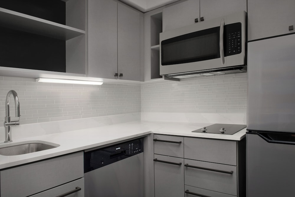 Homewood Suites by Hilton Vancouver Portland - photo 19