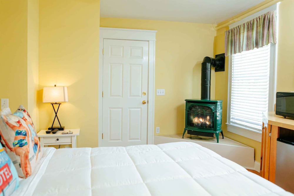 The Provincetown Hotel at Gabriel's - photo 35