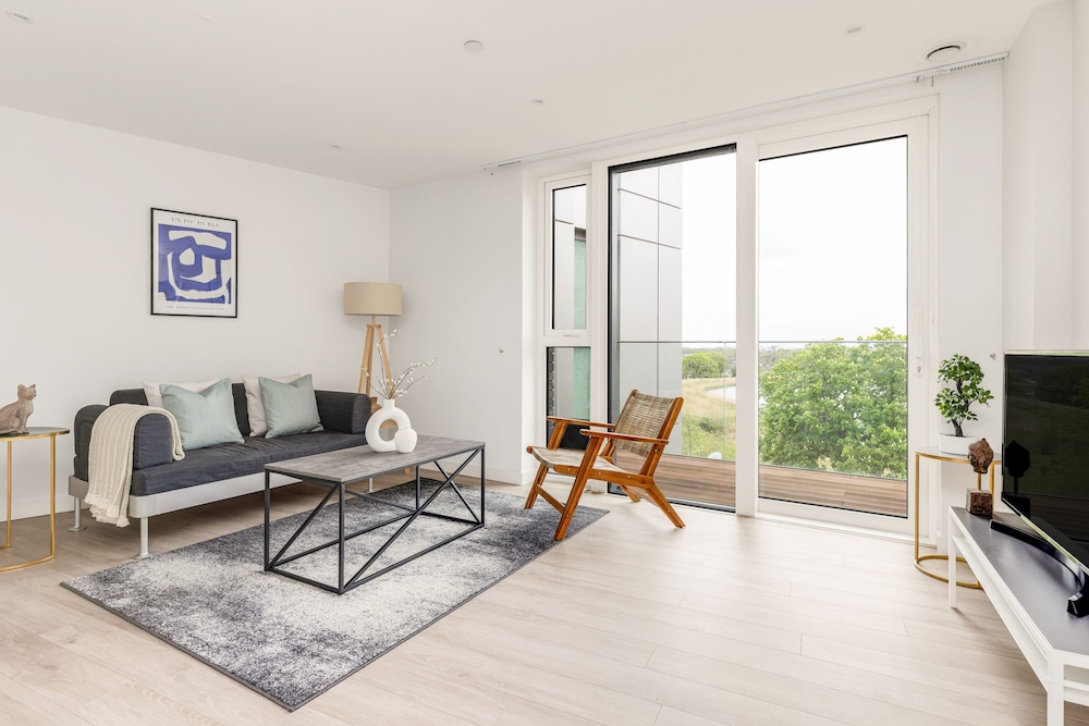 The Woodberry Collection — 4-Star Luxury Hotel in London, United Kingdom