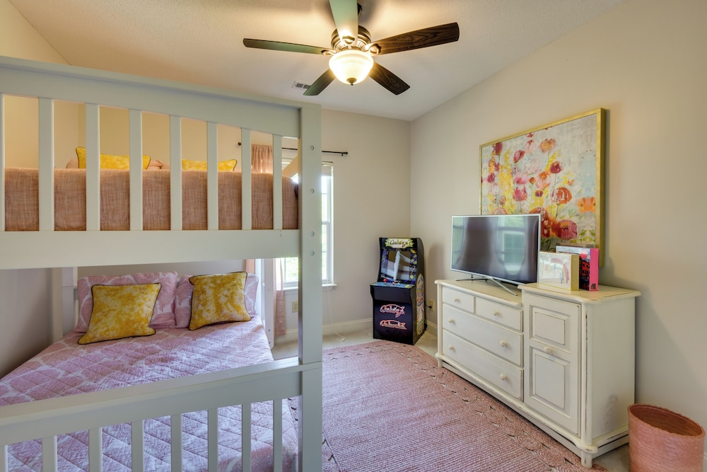 Kingwood Resort Condo with Golf Course Views - photo 21