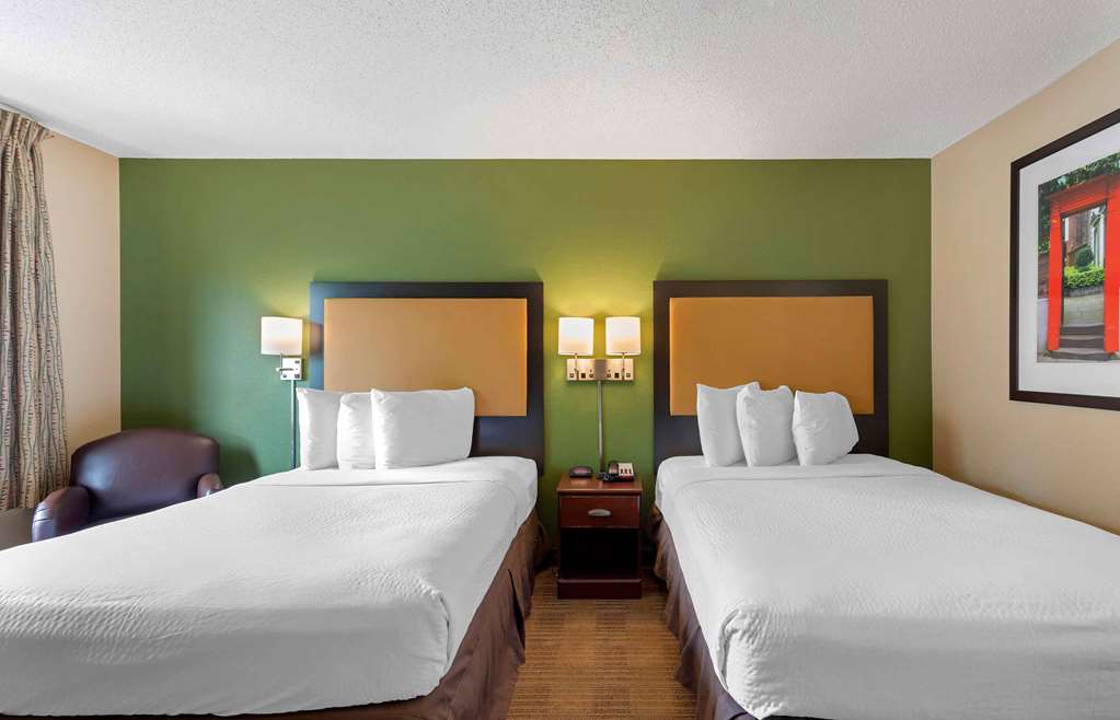 Extended Stay America Suites Atlanta Perimeter Crestline - photo 17