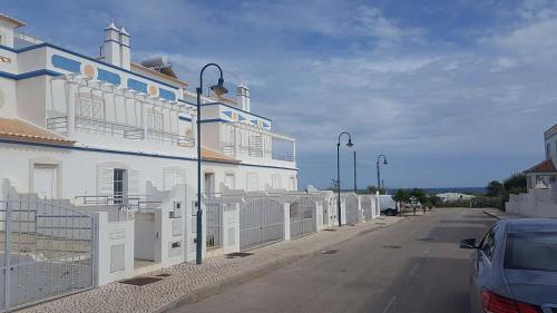 Villa Lota — 4-Star Luxury Hotel in Vila Nova De Cacela, Portugal