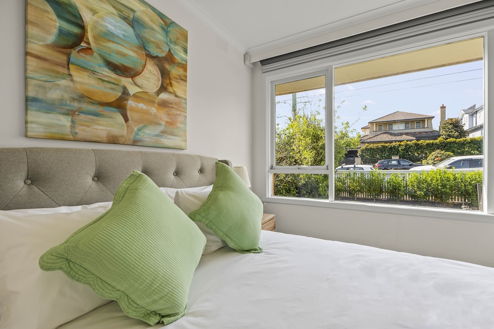 StayAU 2BRM Beach Family House Hampton — 4-Star Luxury Hotel in Hampton, Australia