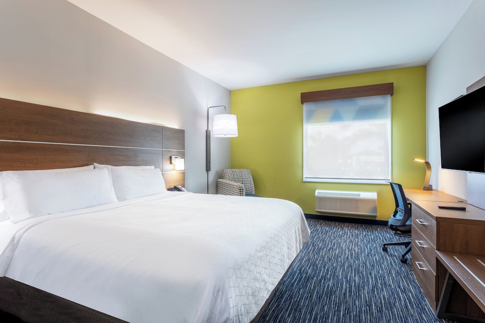 Holiday Inn Express & Suites Miramar - photo 10