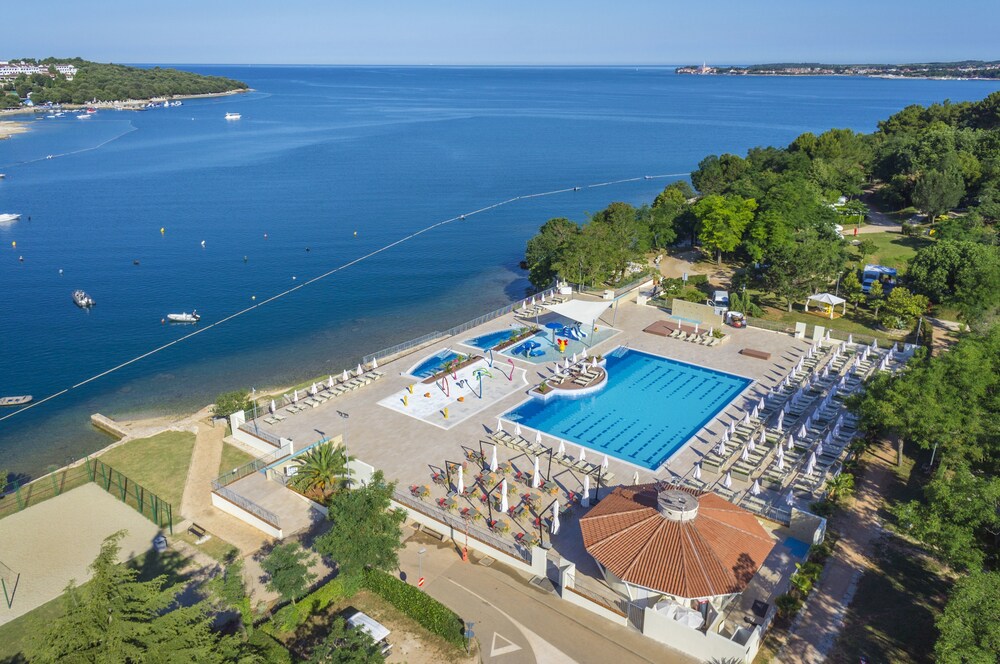 Lanterna Premium Camping Resort - last minute hotel in Porec