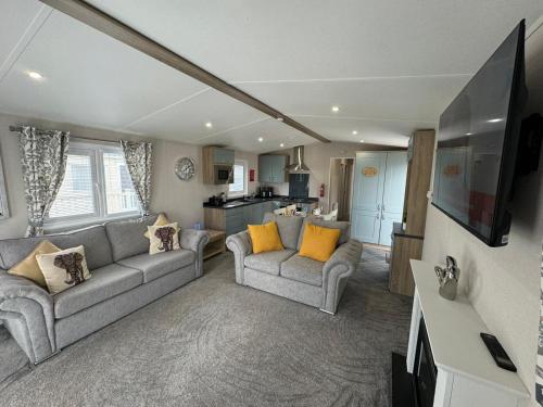 Golden Palm Resort the Royale Coastal Caravan Breaks - last minute hotel in Skegness