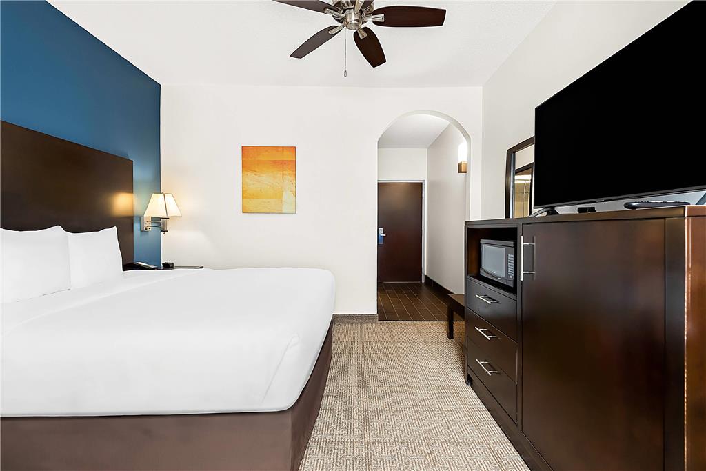 Comfort Suites New Orleans East - photo 2