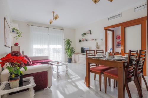 Descanso elegancia en Sevilla Parking Gratuito — 4-Star Luxury Hotel in Sevilla, Spain