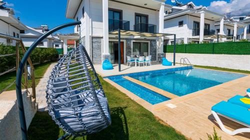 Hisar 1 4 Bedroom Holiday Villa in Hisarönü — 4-Star Luxury Hotel in Fethiye, Turkey
