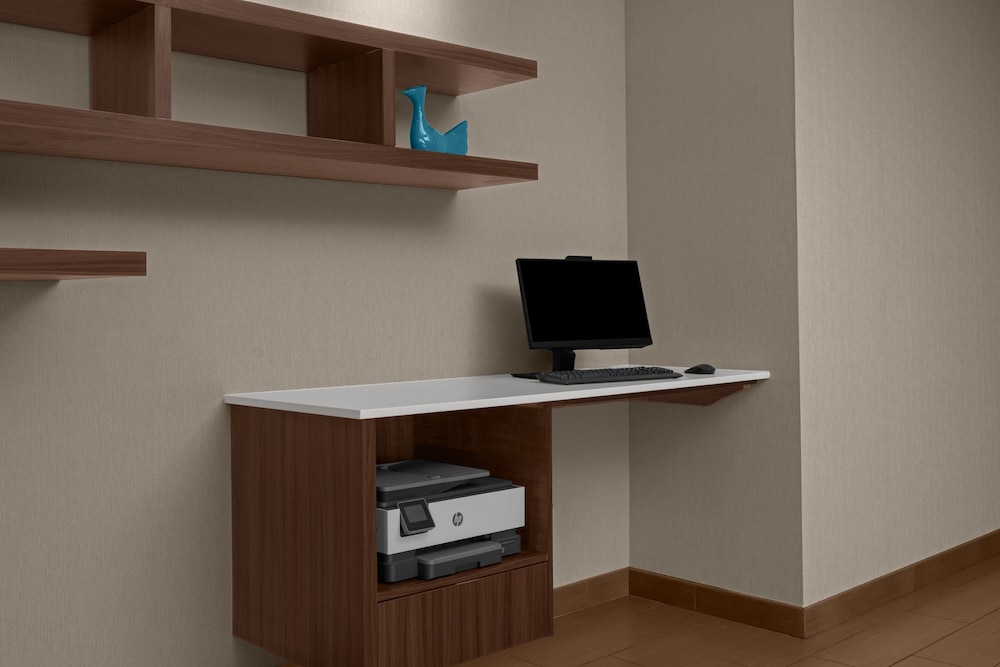 Fairfield Inn & Suites Tustin Orange County - photo 22