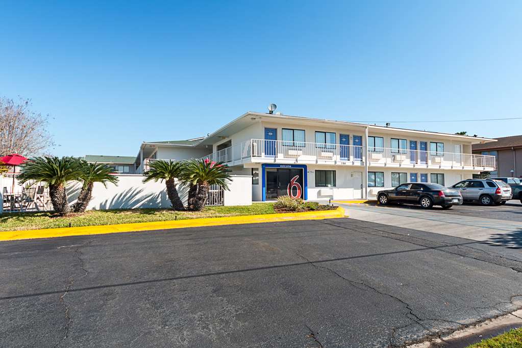 Motel 6 Mcallen TX - photo 2