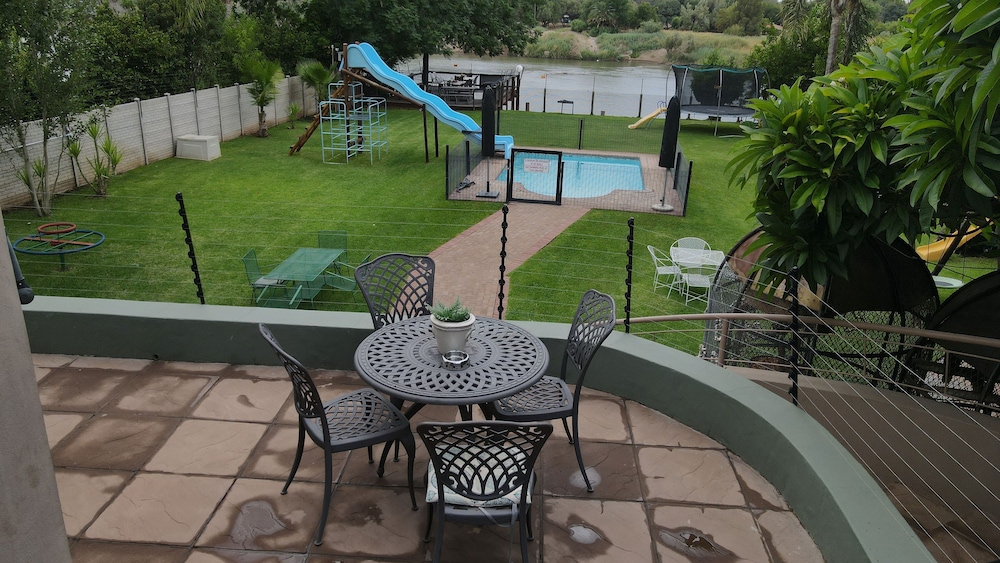 Moonriver Guesthouse — 4-Star Luxury Hotel in Upington, South Africa