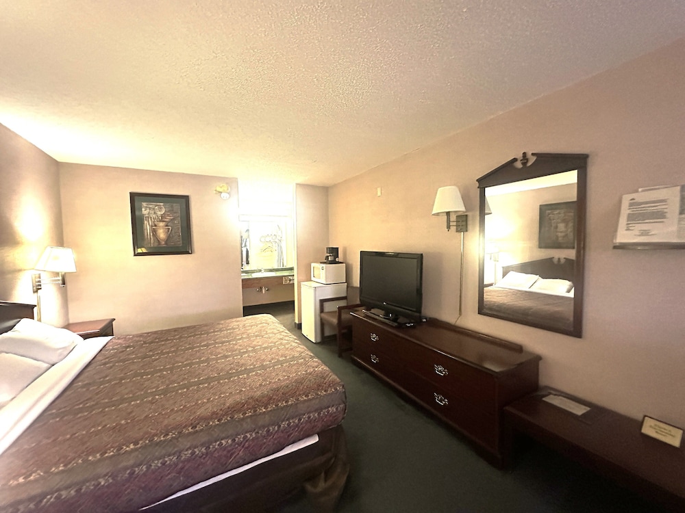 Oyo Hotel East Macon I 75 - photo 23