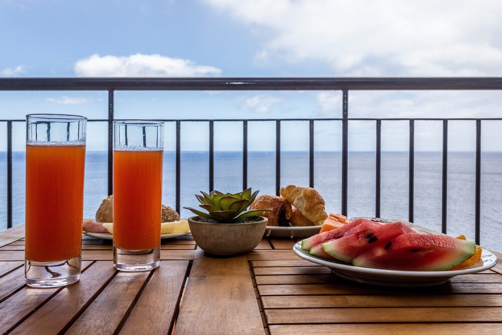 Paul do Mar Sea View Hotel — Calheta — photo 4