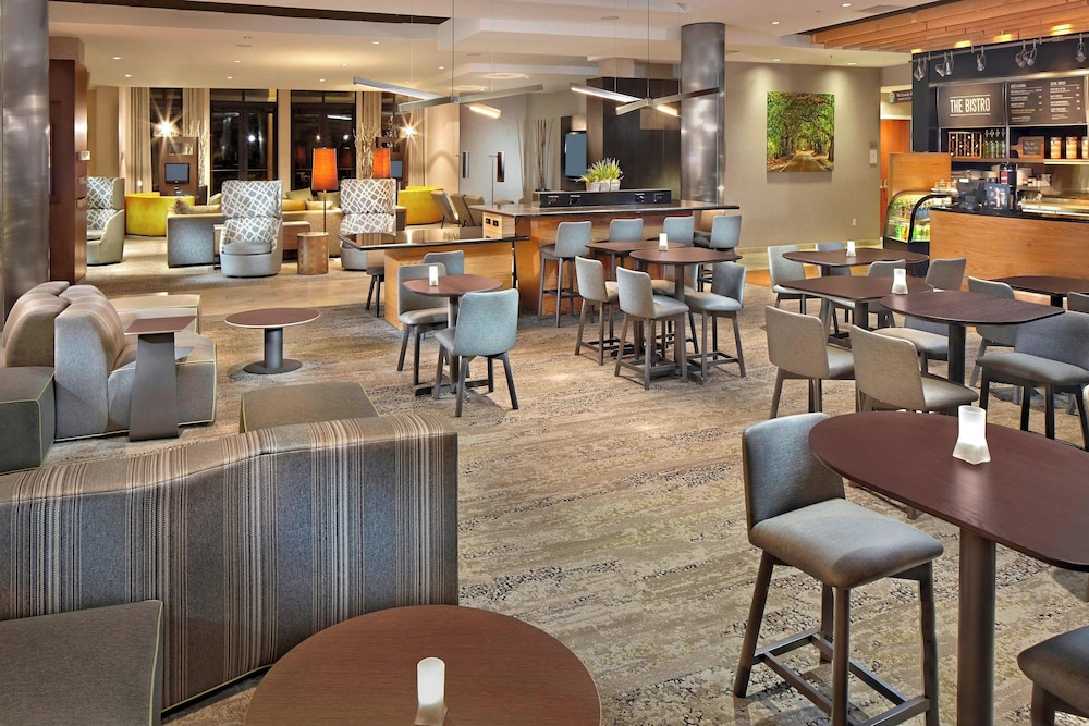 Courtyard By Marriott Stuart - photo 35