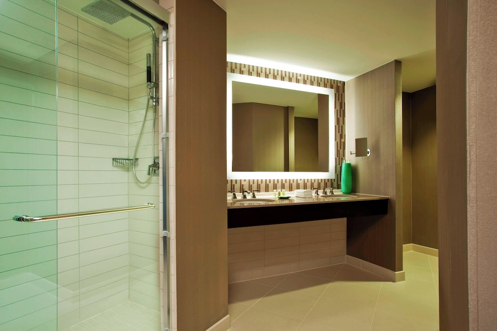 The Westin Peachtree Plaza Atlanta - photo 66