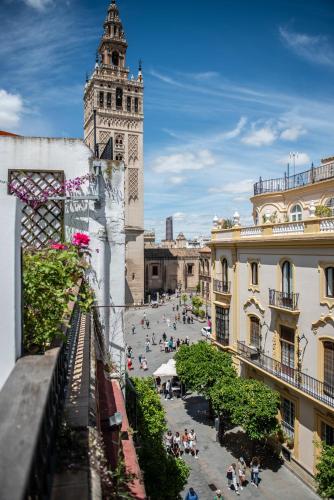 Duplex Luxury Giralda with terrace in Sevilla, Spain