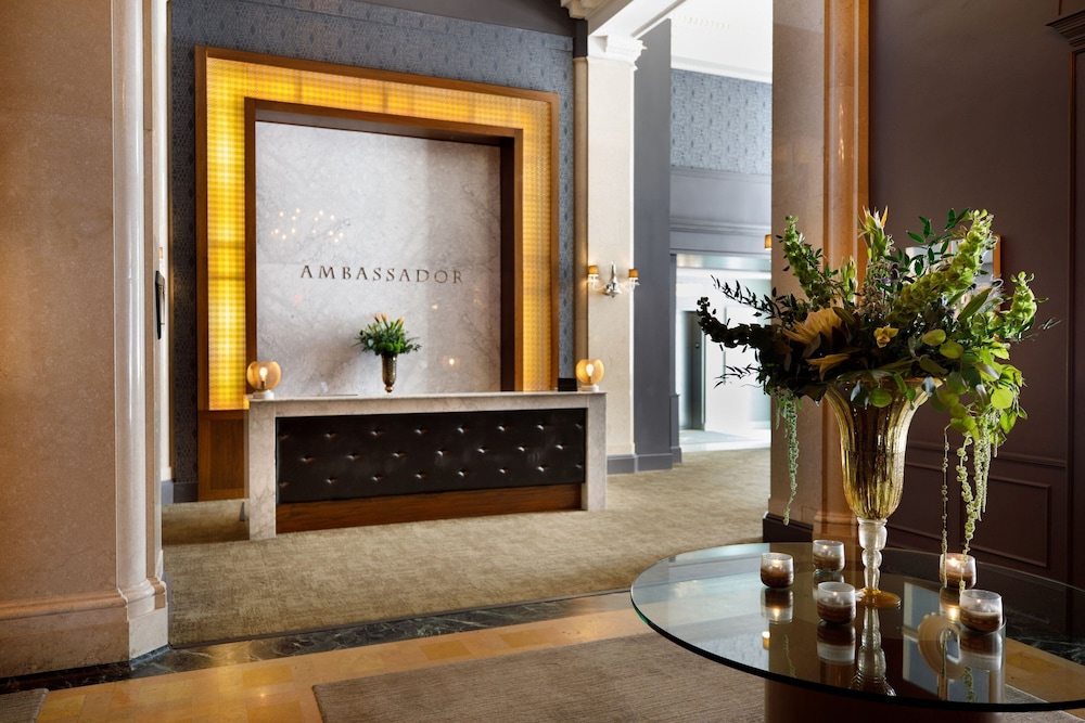 Ambassador Hotel Kansas City Autograph Collection - photo 5