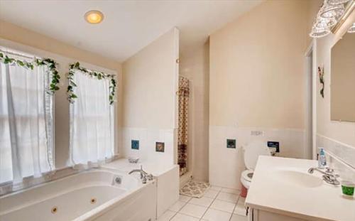 West Tisbury Inn - photo 16