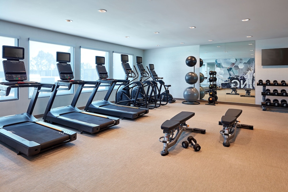SpringHill Suites by Marriott Los Angeles Downey - photo 18