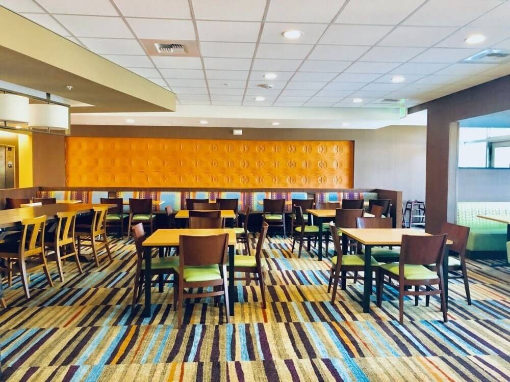 Fairfield Inn & Suites by Marriott Eugene East Springfield - photo 33
