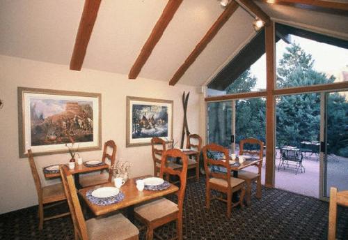 Apple Orchard Inn - photo 8