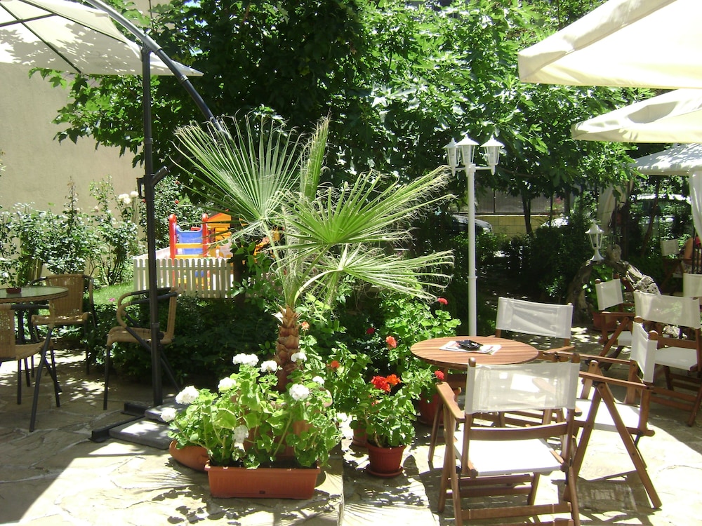 Family Hotel Kandrovi in Sozopol, Bulgaria