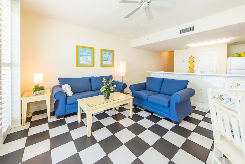 Majestic Beach Towers 1 1615 - photo 9